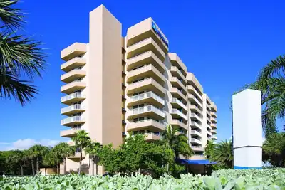 Image de Complexe et condos absolument magnifiques!