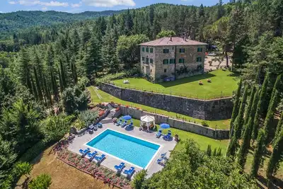 Image de Villa à Ripoli avec 6 chambres à coucher, 12 couchages