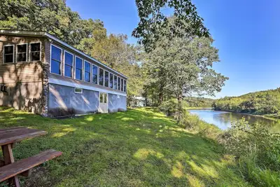 Image de Nouveau! Cabine Lake Beach sur la rivière Delaware avec véranda!