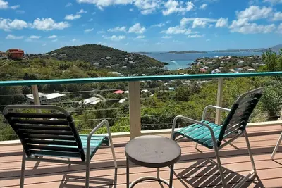 Image de Vues Cruz # 06 - Récemment rénové - Condo 1 chambre - Près de Cruz Bay