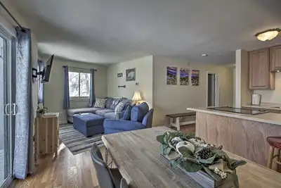 Image de Nouveau! Ski-In Ski-Out, condo Wintergreen avec balcon
