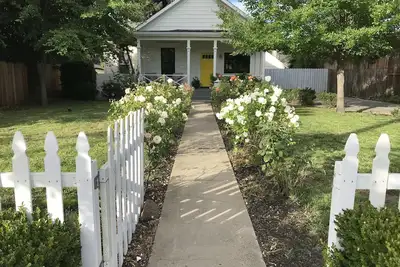 Image de Main Street Napa Cottage, disponible pour les vacances