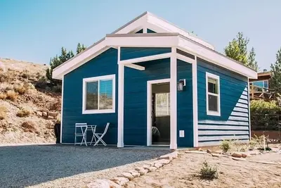 Image de Luxury Tiny Home on 1 acre près de Zion & St. George