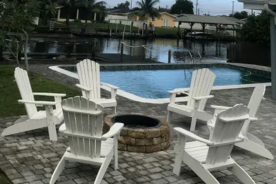 Image de Le rêve des plaisanciers. Banana River Beach House avec quai et piscine. Courte promenade à la plage.