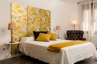 Image de Domus Toledo Appartement entièrement rénové de 1250 pieds carrés