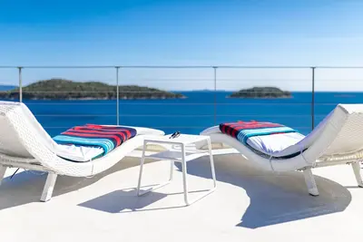 Image de Villa Desire - Villa 3 chambres avec piscine et vue mer