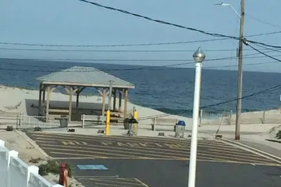Image de Lavallette, vue sur la mer, 4 chambres à coucher, impeccable, magnifique 7 Kerr Avenue