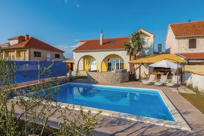 Image de Superbe maison Ă Oklaj avec WiFi