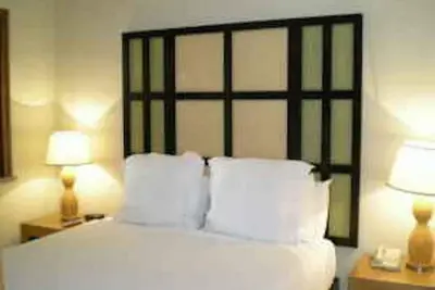 Image de Offre De DERNIÈRE Minute. 12 - 19 octobre au Cabo Villas Beach Resort Time Share. 700 $