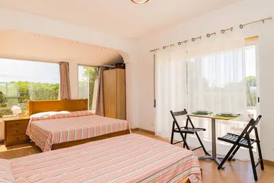 Image de Lutea Yellow Studio, Wifi, Ac, Jardin