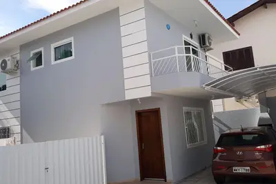 Image de Grande maison pour la saison - Praia dos Ingleses.