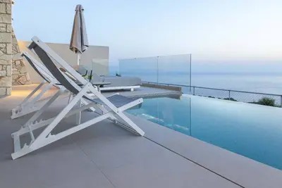 Image de Offre Anticipée: Villa 1 Au Coucher Du Soleil Sivota Avec Une Vue Sur La Piscine Et La Mer