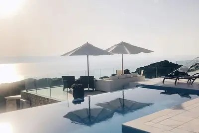 Image de Villa de luxe avec piscine Ă Skiathos