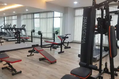 Image de Prestige Sky 24 (B8-2) | 3 Br avec vue sur la rivière