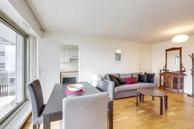 Image de Id 301 - Montparnasse / Rue du Départ