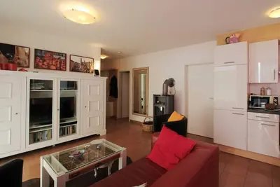 Image de Appartement lumineux avec terrasse, sauna, cheminée et vue mer, frais accessoires inclus