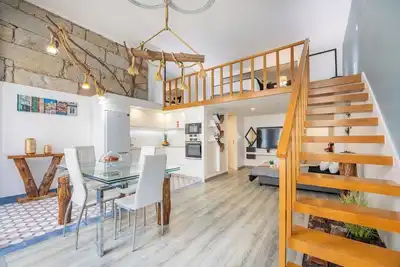 Image de Luxurious Flat w\/ Mezzanine & Garage by Host Wise