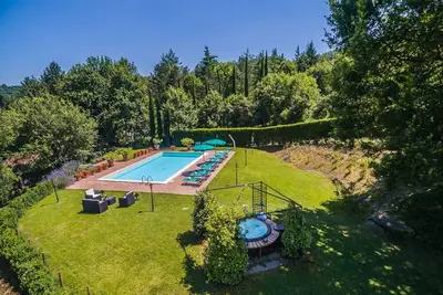 Image de Villa à Ripoli avec 5 chambres à coucher, 10 couchages