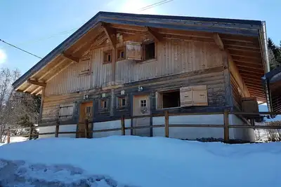 Image de Superbe chalet savoyard récent mitoyen à proximité des pistes de St-Gervais