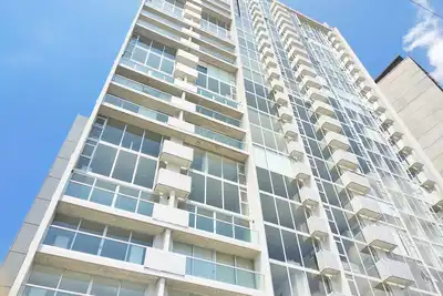 Image de Studio dans Modern High Rise, Ac, Pool, Gym, Great Location 6c