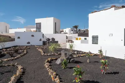 Image de Homerez - Maison à Tías avec parking