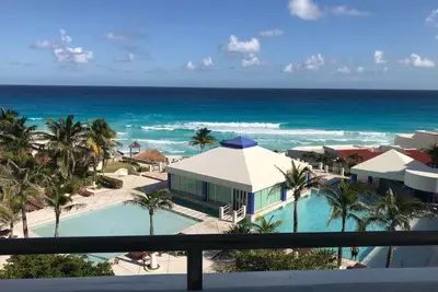Image de Solymar Condos Cancun 2401 Ocean View