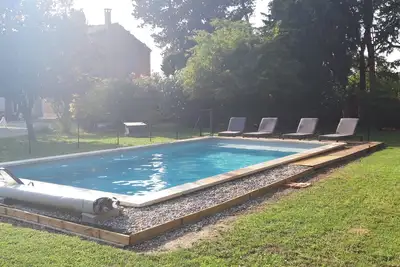 Image de Mas familial provençal avec piscine