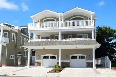 Image de Offrant 3 suites Master chacune avec leur propre salle de bain privée et 2 ont une terrasse privée.