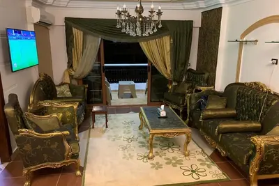 Image de Appartement neuf meublé. Voir la vue. 2 chambres. 2 salons.