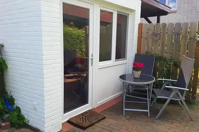 Image de Endroit calme, à quelques minutes de la plage, décoration de bon goût