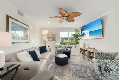 Image de Sanibel Surfside # 226: Belle oasis sur la plage située dans un complexe paisible!