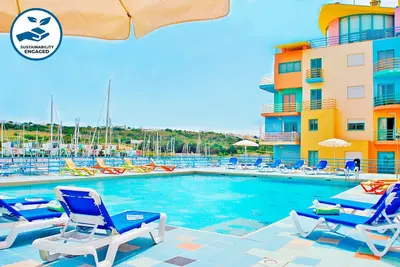Image de Bed Apt w/ Pool & Marina View – Albufeira