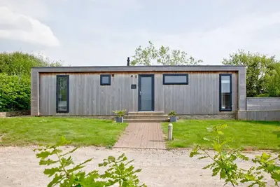 Image de Un pavillon qui peut accueillir 4 personnes dans 2 chambres