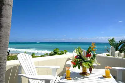 Image de Beachfront DeLuxe appartement directement sur la plage