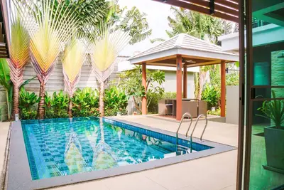 Image de Villa de 3 chambres à Chalong Miracle Lakeview