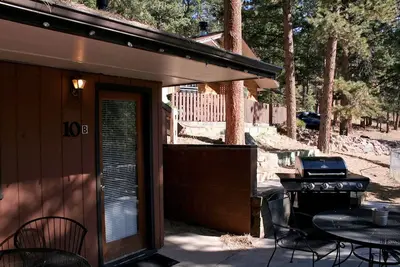 Image de Mignon et confortable 1 chambre avec cuisine complète - Timber Creek 10b