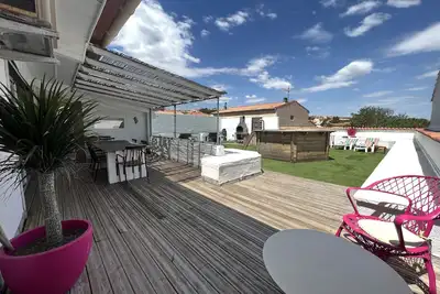 Image de Coeur de station, Beau T4 de 130 m² avec terrasse de 150 m² et piscine privée