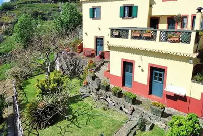 Image de Maison de campagne, terrasse, calme et vue sur la mer 101