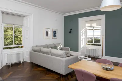 Image de Un château de Lewis pouvant accueillir 2 personnes dans une chambre