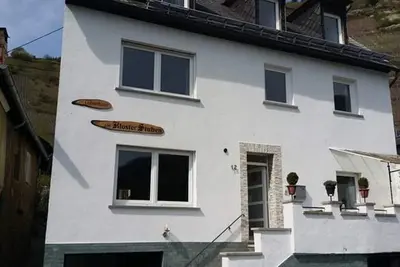 Image de Mosel Homes au monastère Stuben - chalet, douche, Wc
