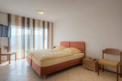 Image de Bergsuite SĂĽdseite, Suite Luxury, Whirlpool 2-3 nuits - Waldhotel Sonnenberg