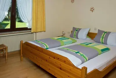 Image de Appartement \"Falkenberg\", douche, Wc, 2 chambres à coucher - Ferienwohnungen Veit
