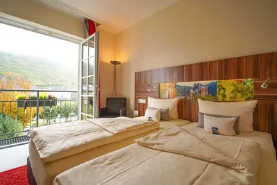 Image de Chambre Double Confort côté Moselle - Hotel Cochemer Jung