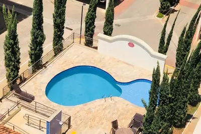 Image de Ajustement Avec Piscine Et Sac, Wifi, Air Cond, Academy, 3min Du Parc