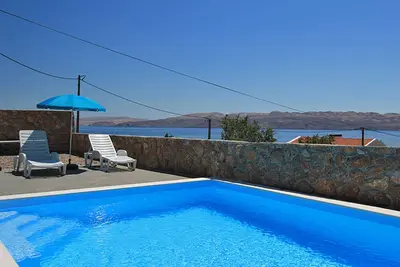 Image de L'appartement Camelia avec piscine apartman 1 (4 + 2)