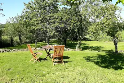 Image de Maison en pierre idyllique de 2 chambres dans le hameau du Limousin Ă 5 minutes de Chateauponsac