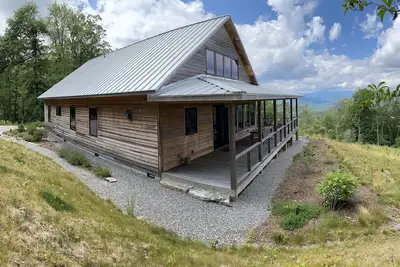 Image de Family friendly modern cabin with extensive Mountain Views