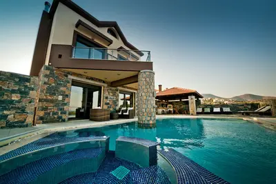 Image de Villa St Nicolas et Villa Theano