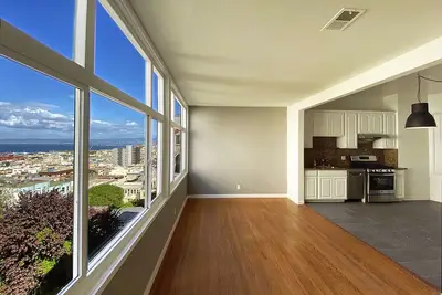Image de Superbe vue sur la baie - Appartement 2ch / 1ba - RussianHill / North Beach-Modern