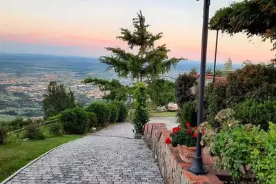 Image de Maison romantique \"Le jardin des oliviers\"